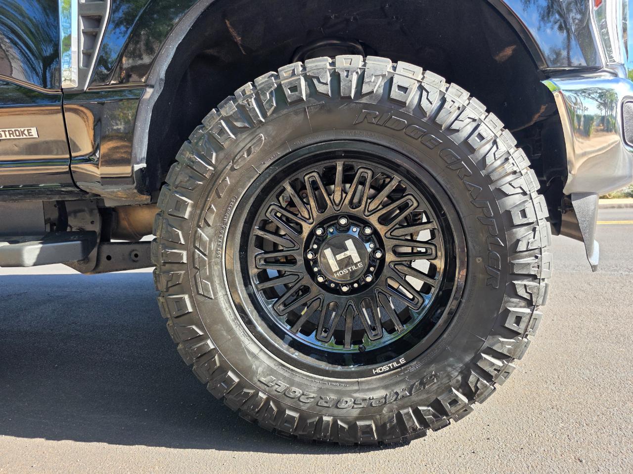 Ford F-350 SD Lariat 2024