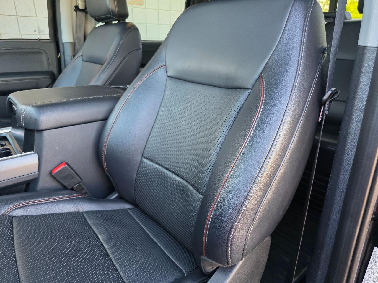 Ford F-350 SD Lariat 2024