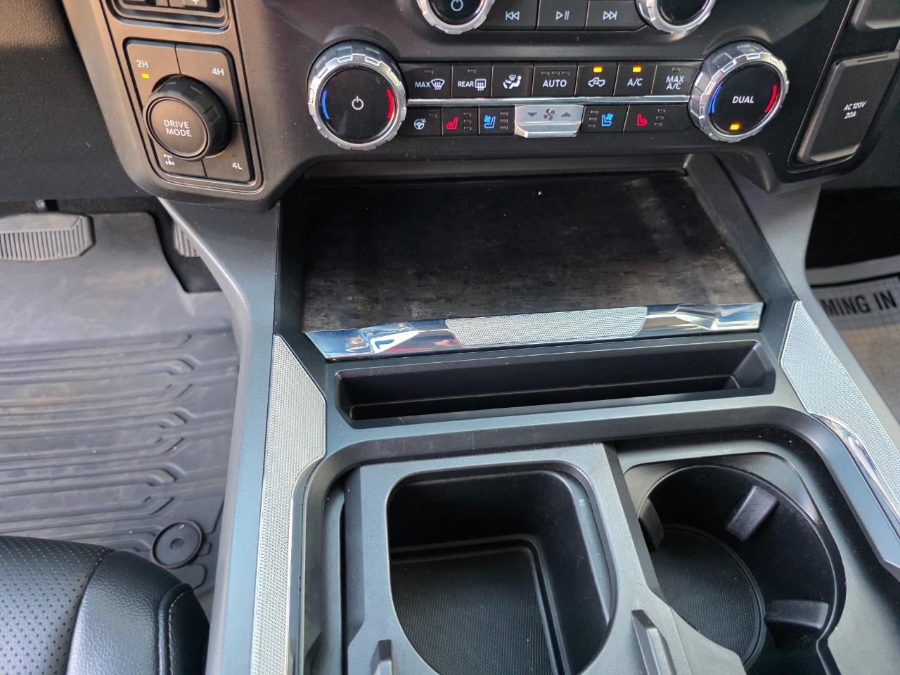 Ford F-350 SD Lariat 2024