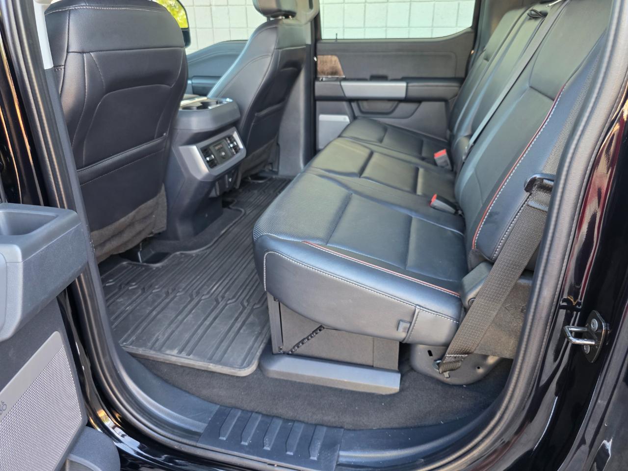 Ford F-350 SD Lariat 2024