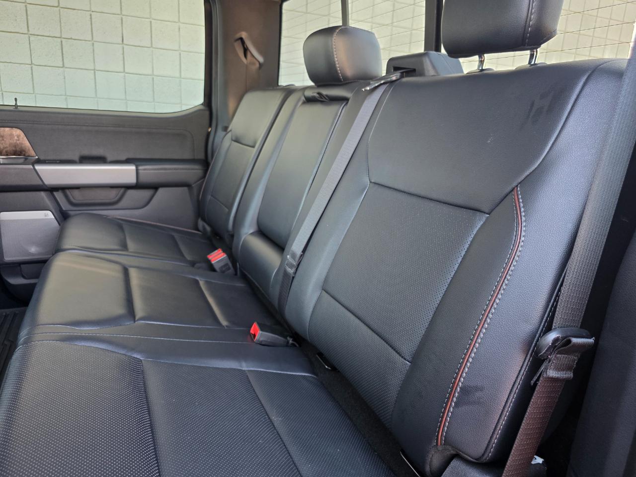 Ford F-350 SD Lariat 2024