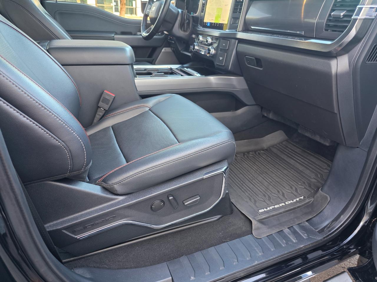 Ford F-350 SD Lariat 2024