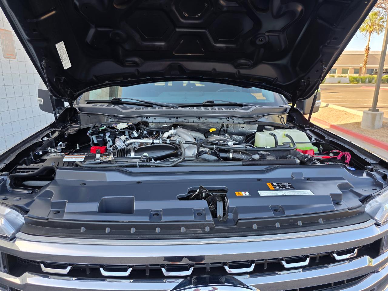 Ford F-350 SD Lariat 2024