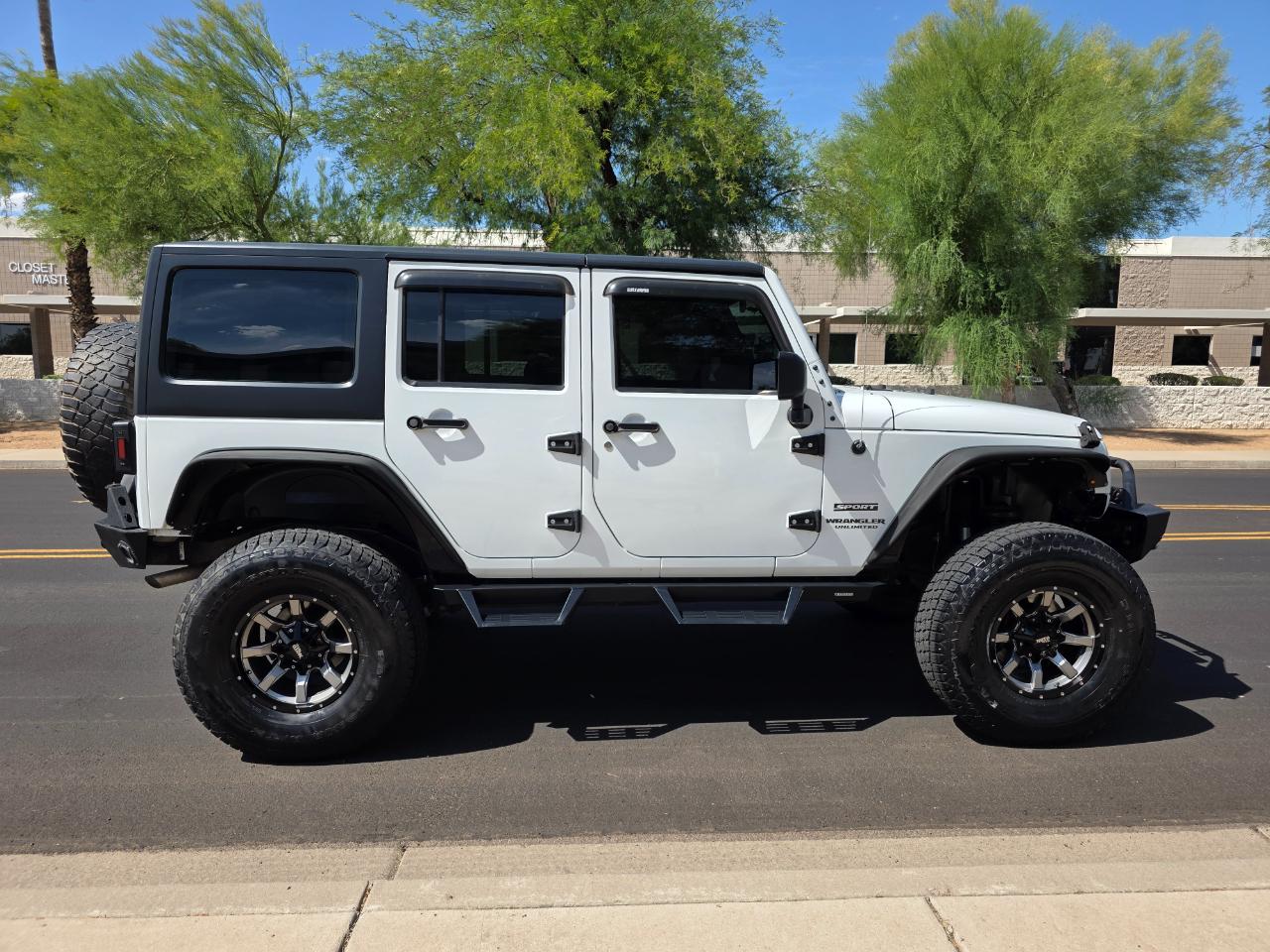 Jeep Wrangler Unlimited Sport 4WD 2015
