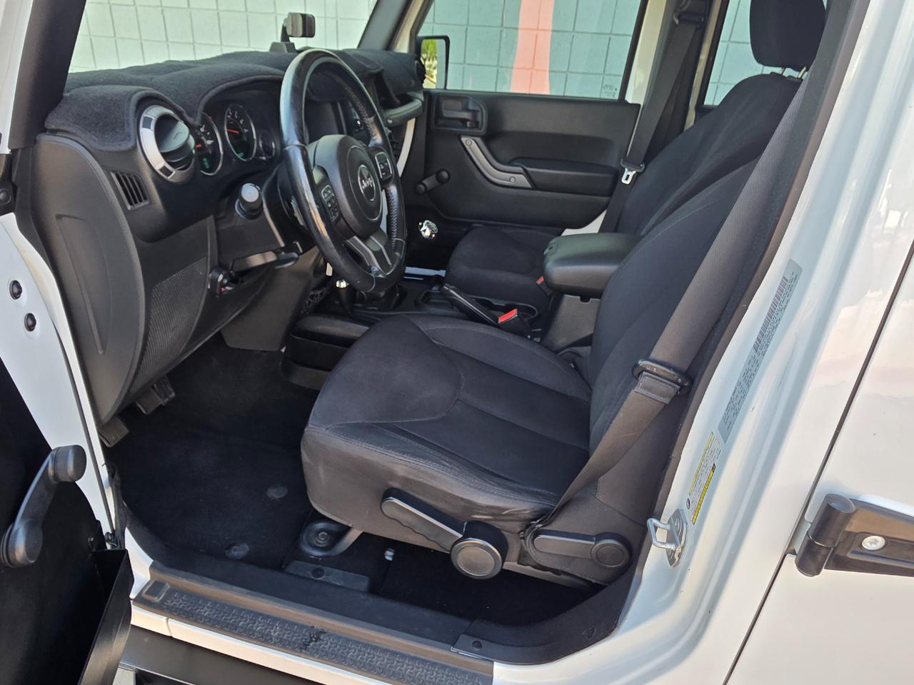 Jeep Wrangler Unlimited Sport 4WD 2015