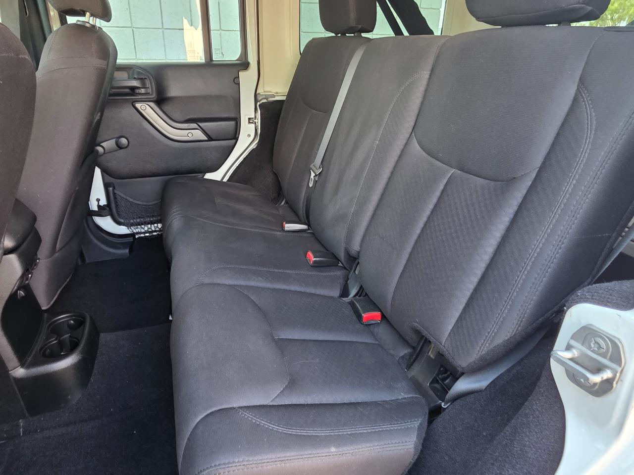 Jeep Wrangler Unlimited Sport 4WD 2015