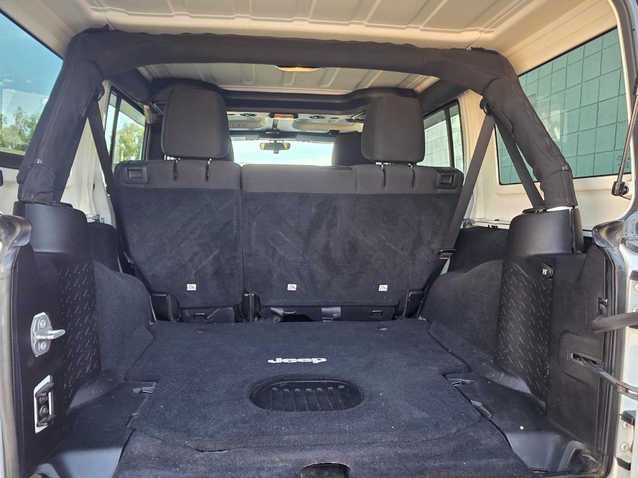 Jeep Wrangler Unlimited Sport 4WD 2015