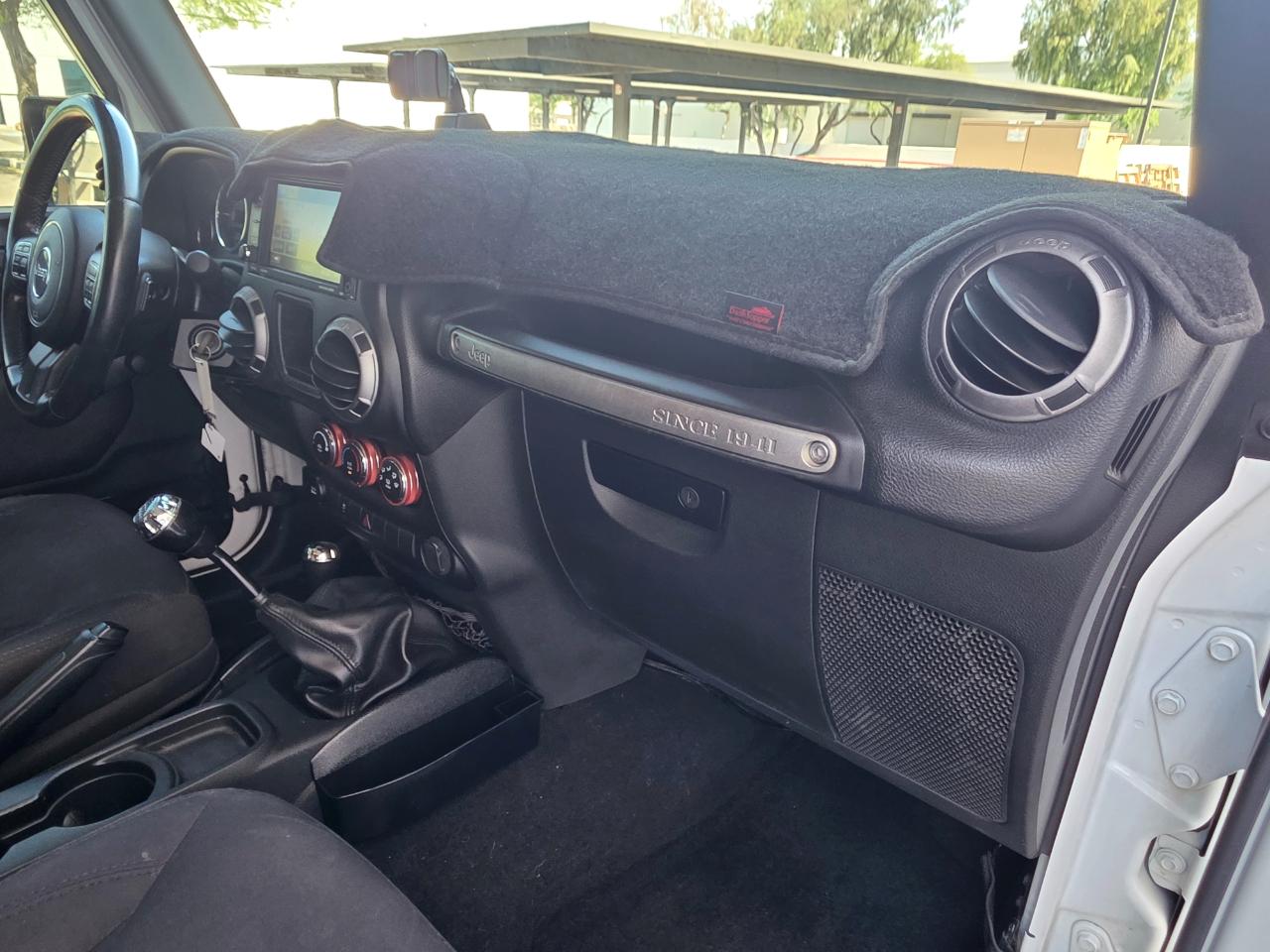Jeep Wrangler Unlimited Sport 4WD 2015