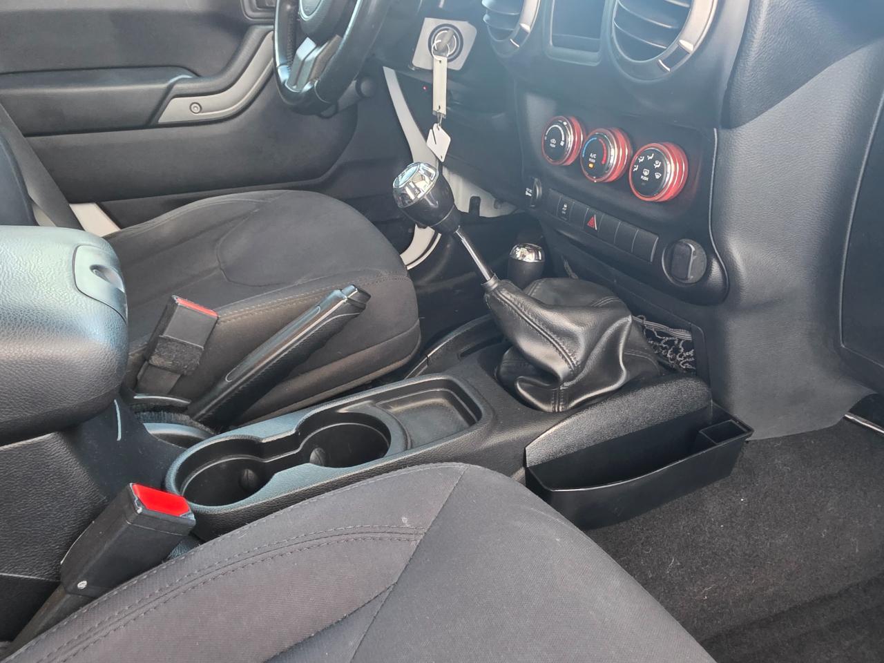 Jeep Wrangler Unlimited Sport 4WD 2015