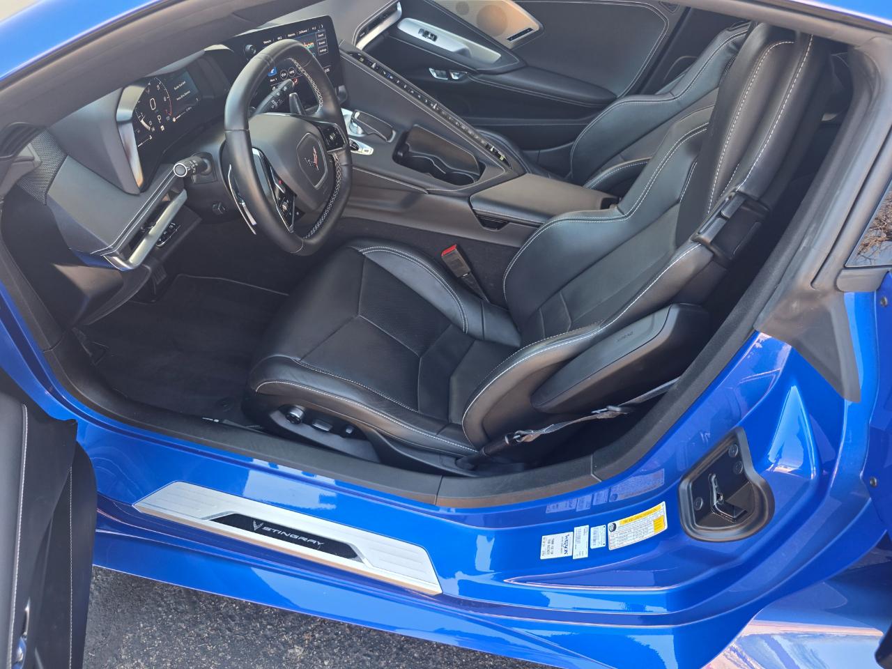 Chevrolet Corvette 2dr Stingray Z51 Cpe w/2LT 2022