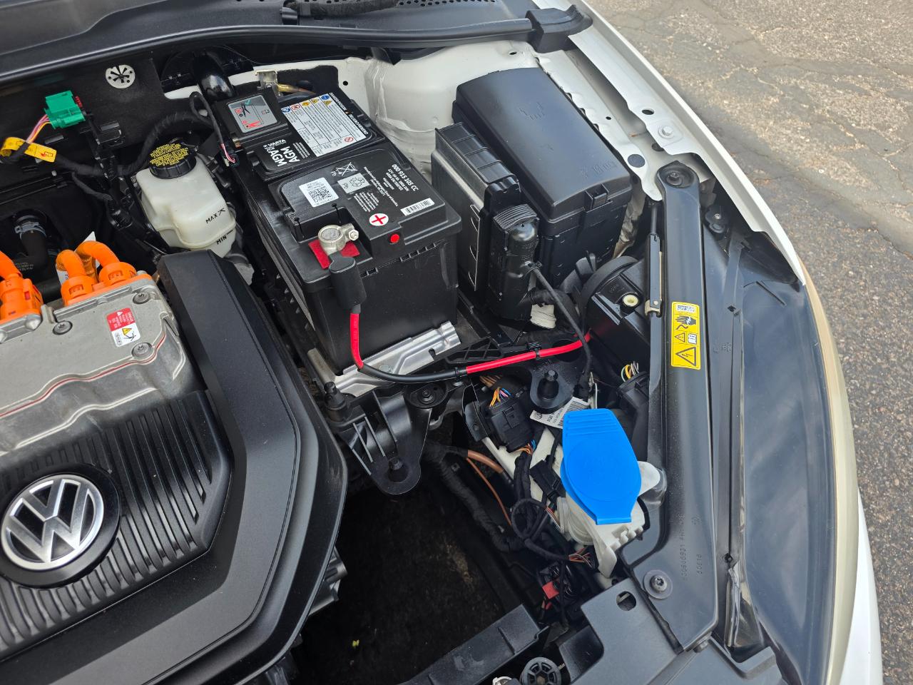 Volkswagen e-Golf SE 2016