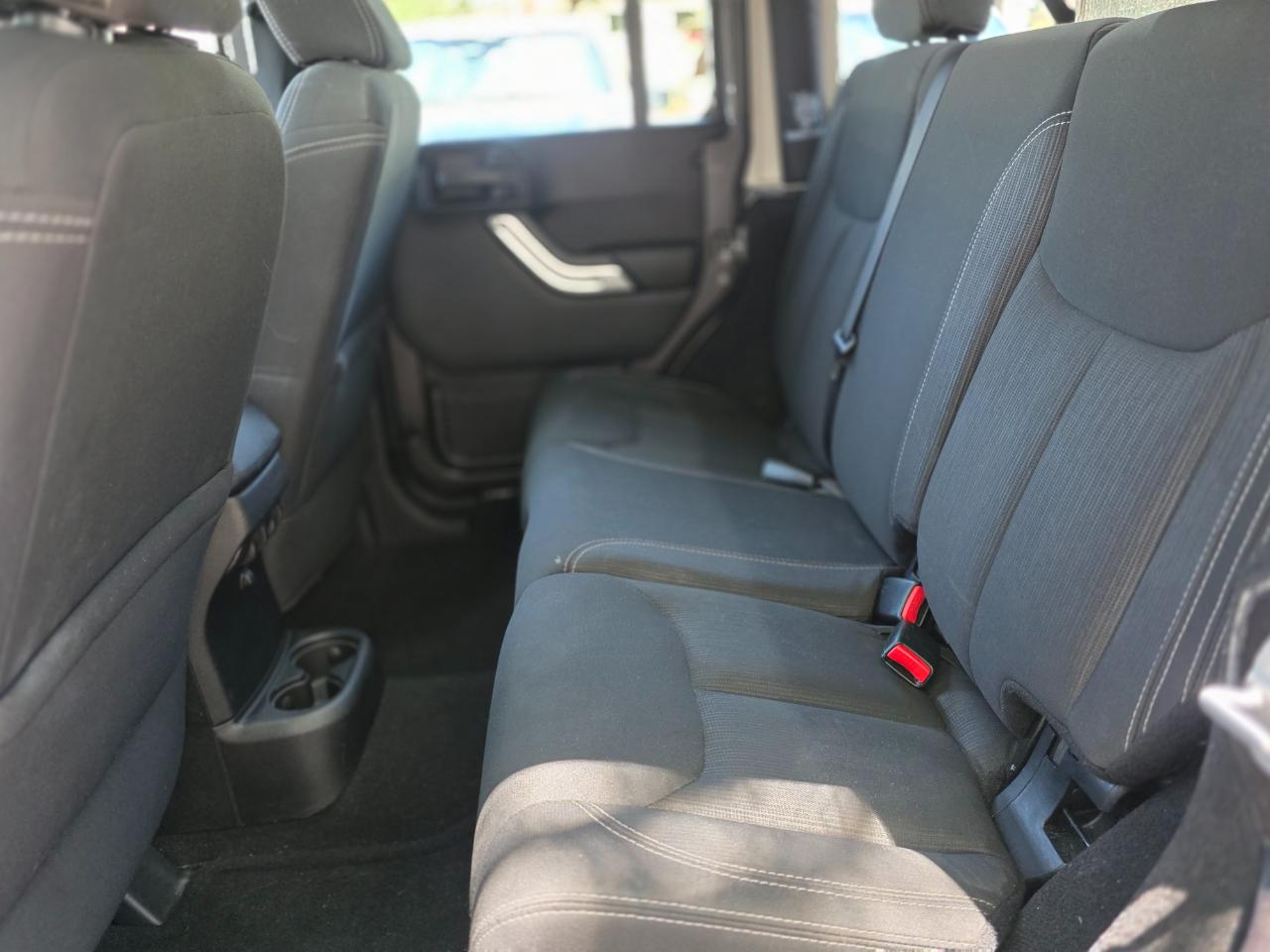 Jeep Wrangler Unlimited Rubicon 4WD 2014