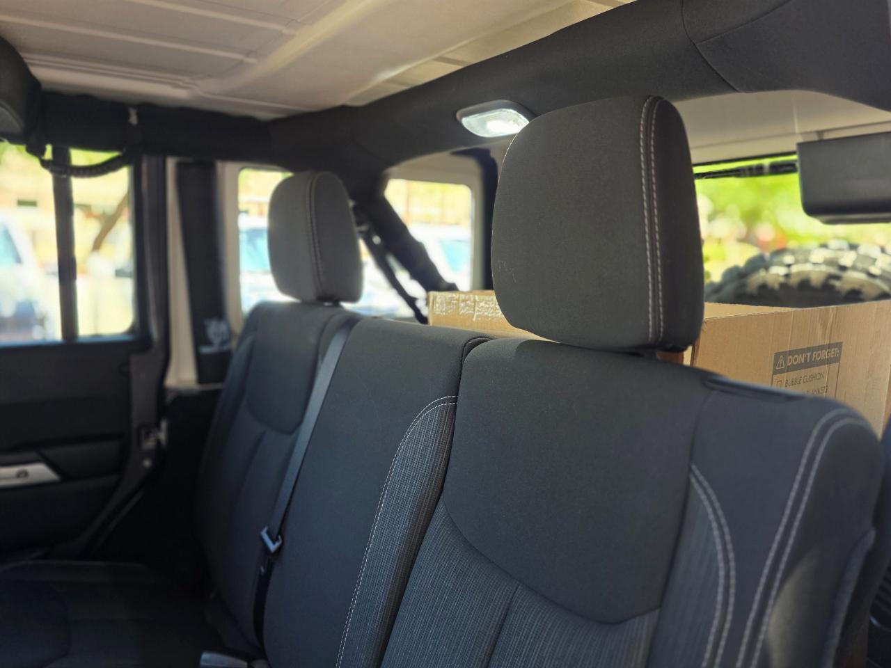 Jeep Wrangler Unlimited Rubicon 4WD 2014