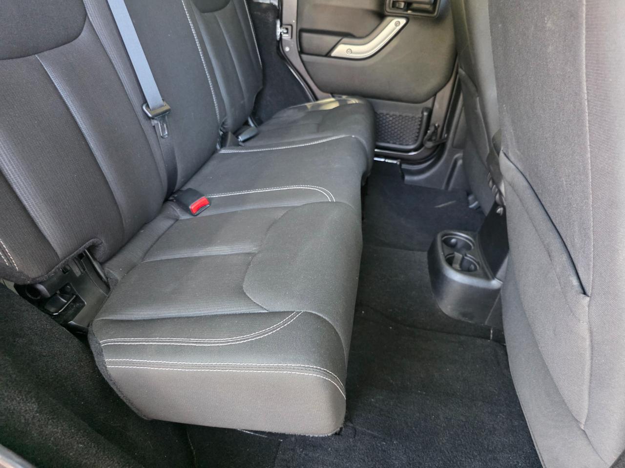 Jeep Wrangler Unlimited Rubicon 4WD 2014