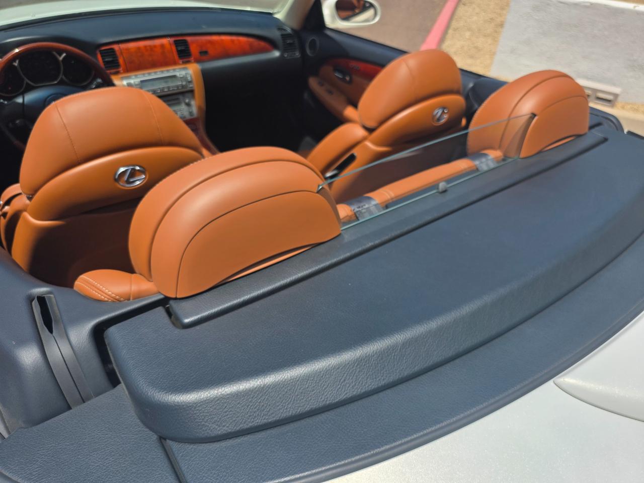 Lexus SC 430 Convertible 2004
