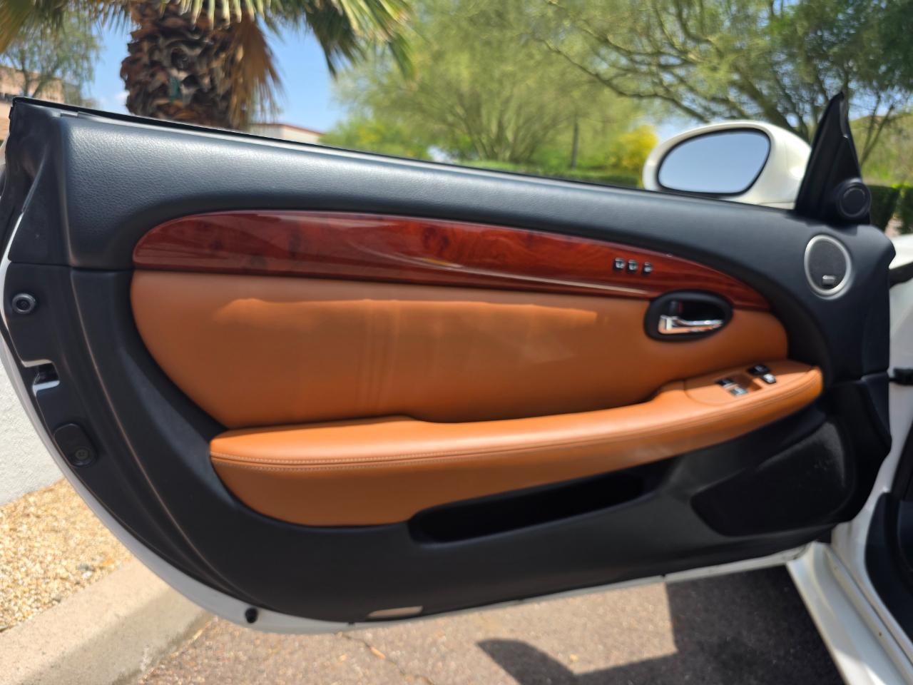 Lexus SC 430 Convertible 2004