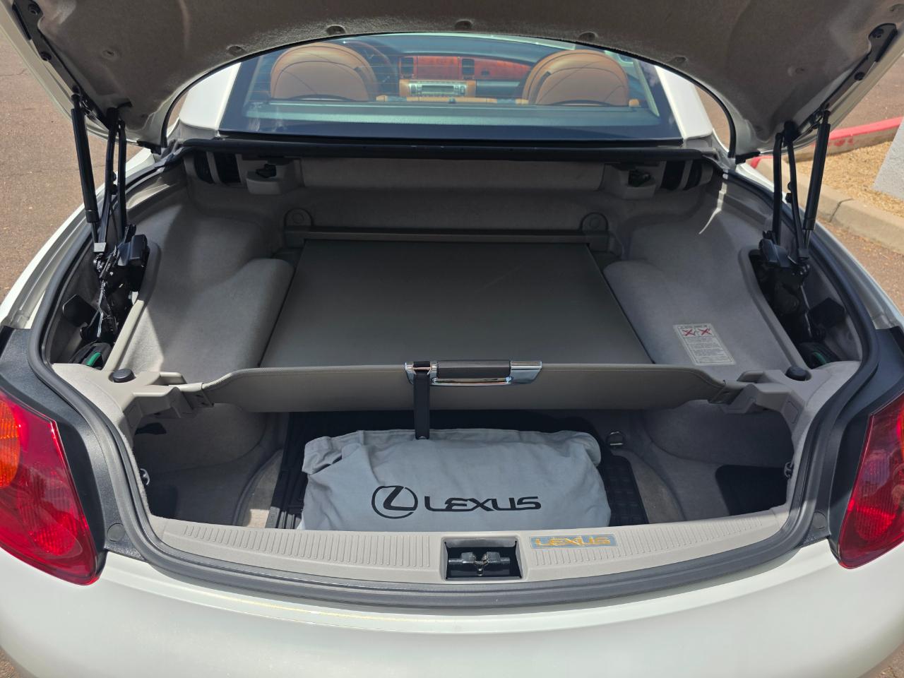 Lexus SC 430 Convertible 2004