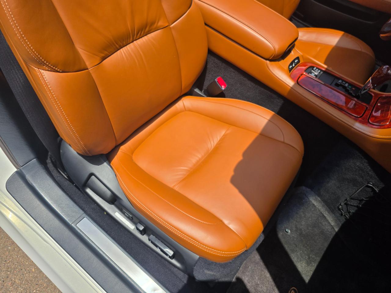 Lexus SC 430 Convertible 2004