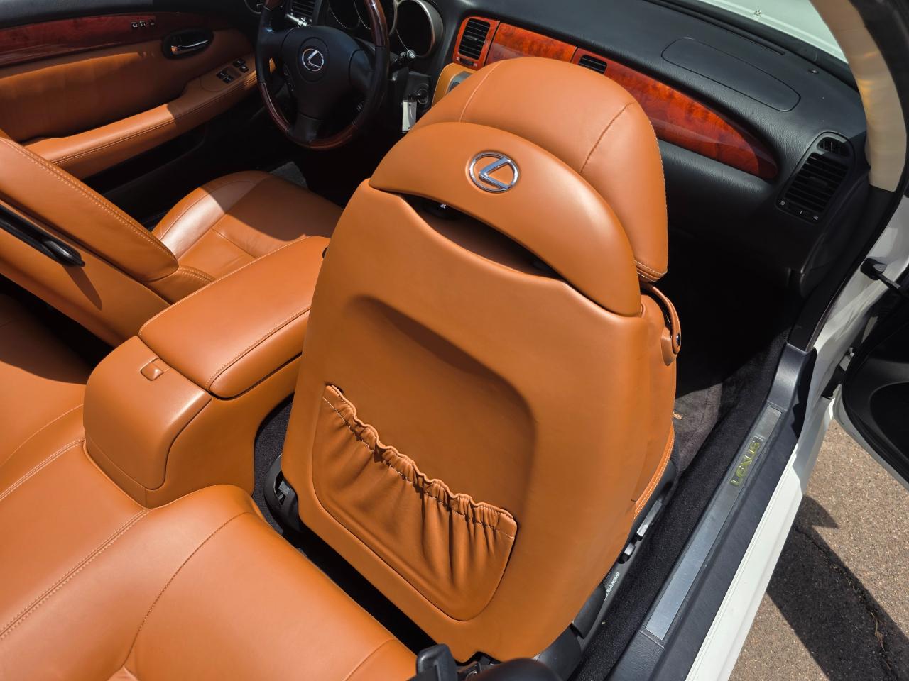 Lexus SC 430 Convertible 2004