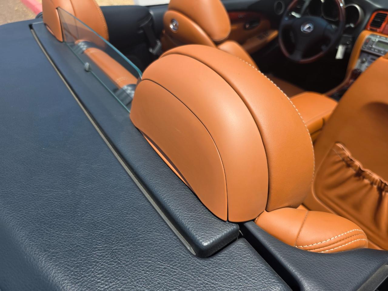 Lexus SC 430 Convertible 2004