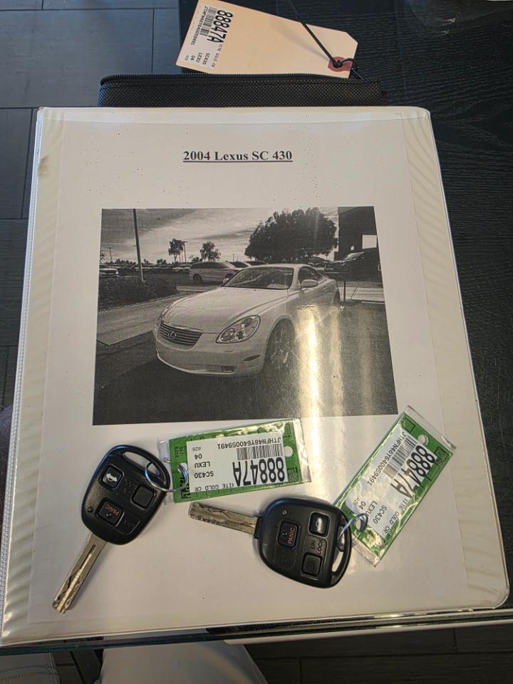 Lexus SC 430 Convertible 2004