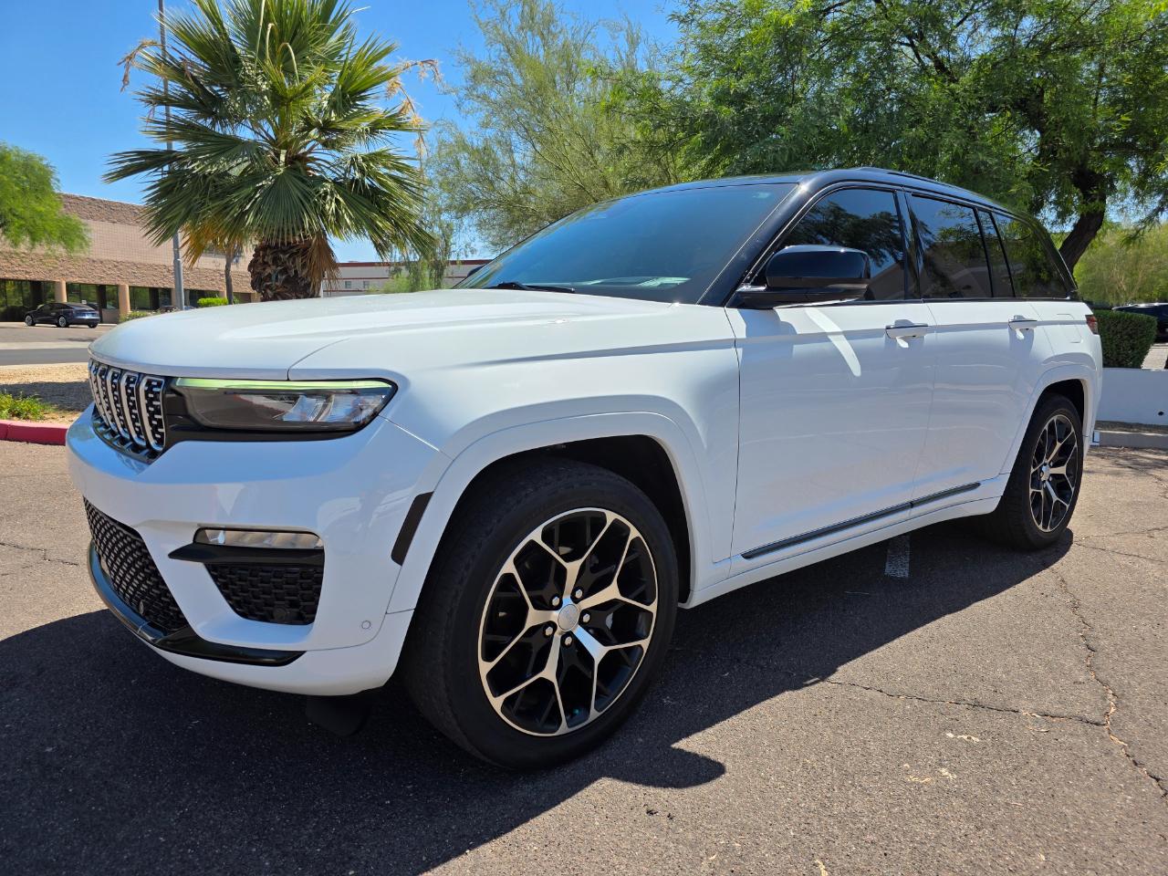 Jeep Grand Cherokee Summit Reserve 4x4 2023