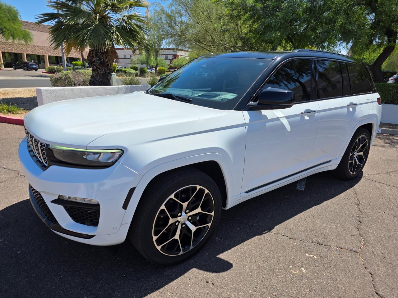 Jeep Grand Cherokee Summit Reserve 4x4 2023