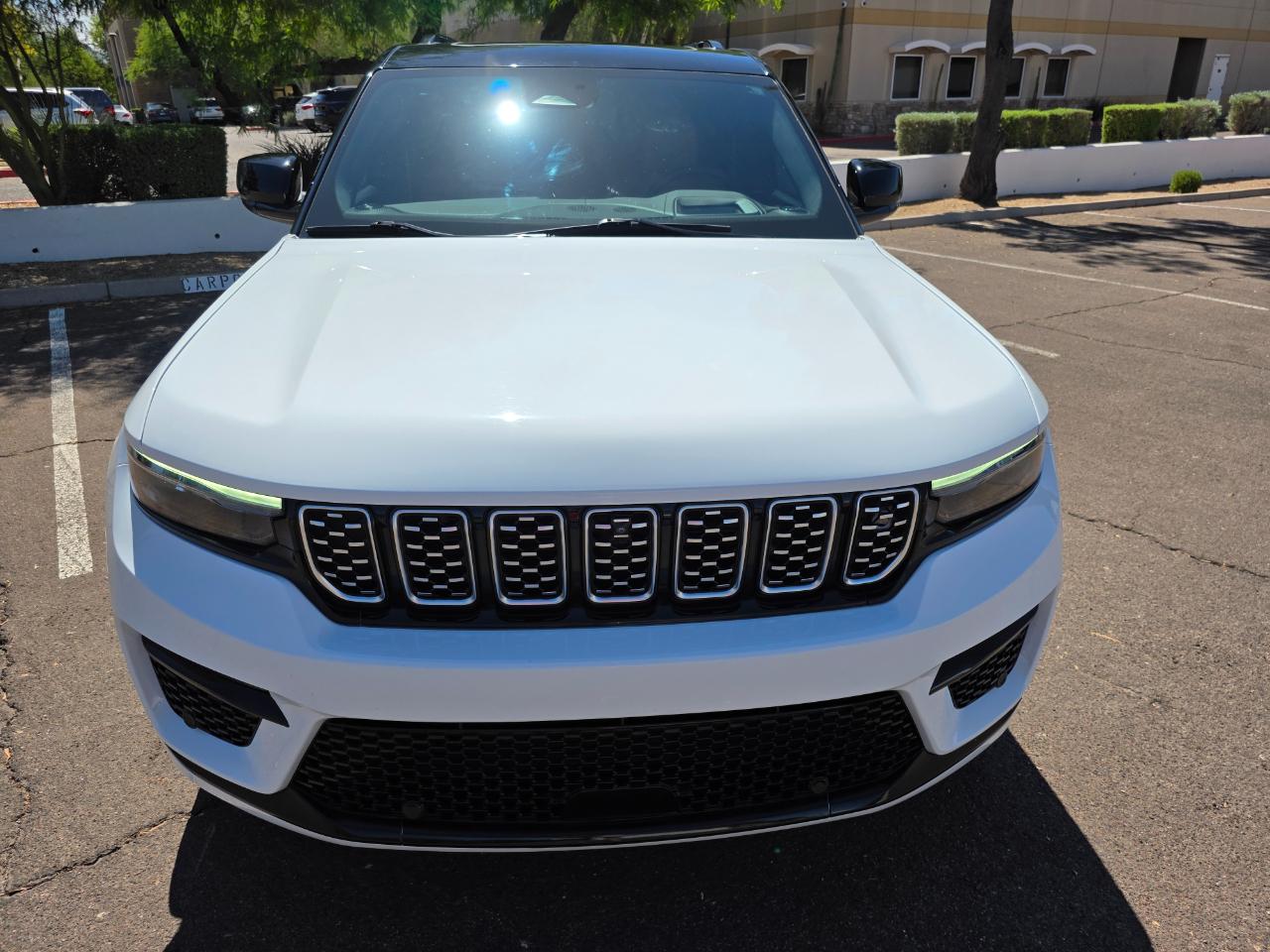 Jeep Grand Cherokee Summit Reserve 4x4 2023