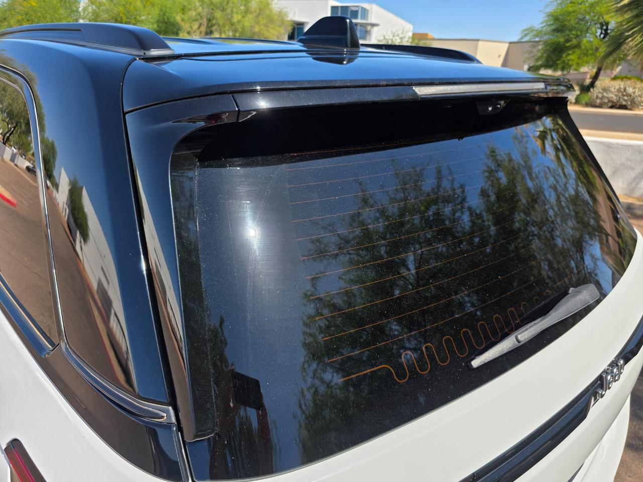 Jeep Grand Cherokee Summit Reserve 4x4 2023