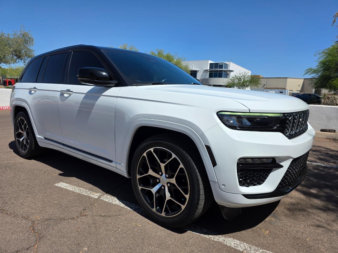Jeep Grand Cherokee Summit Reserve 4x4 2023