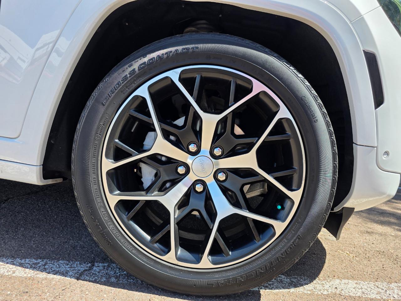 Jeep Grand Cherokee Summit Reserve 4x4 2023