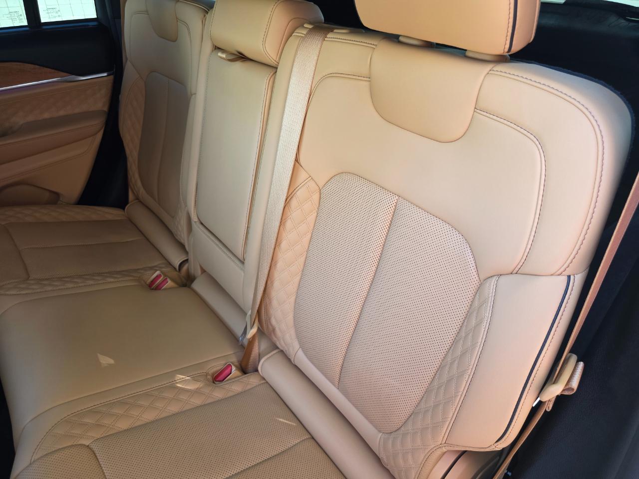 Jeep Grand Cherokee Summit Reserve 4x4 2023