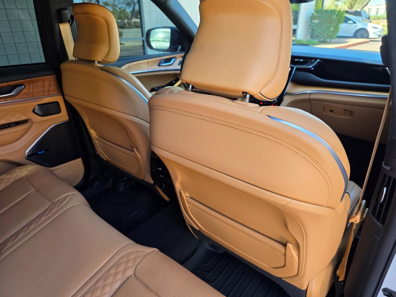 Jeep Grand Cherokee Summit Reserve 4x4 2023