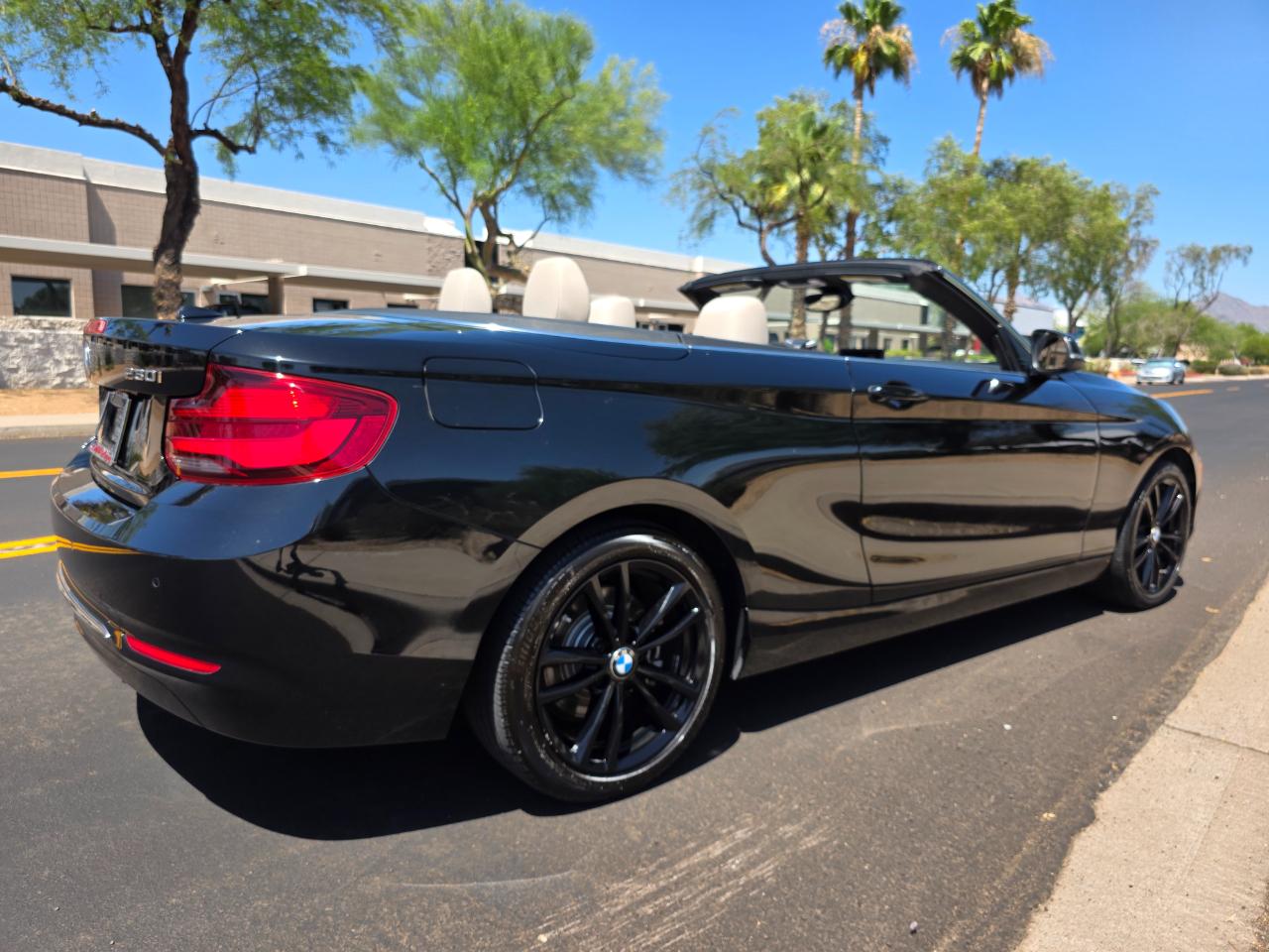 BMW 2-Series 230i Convertible 2020