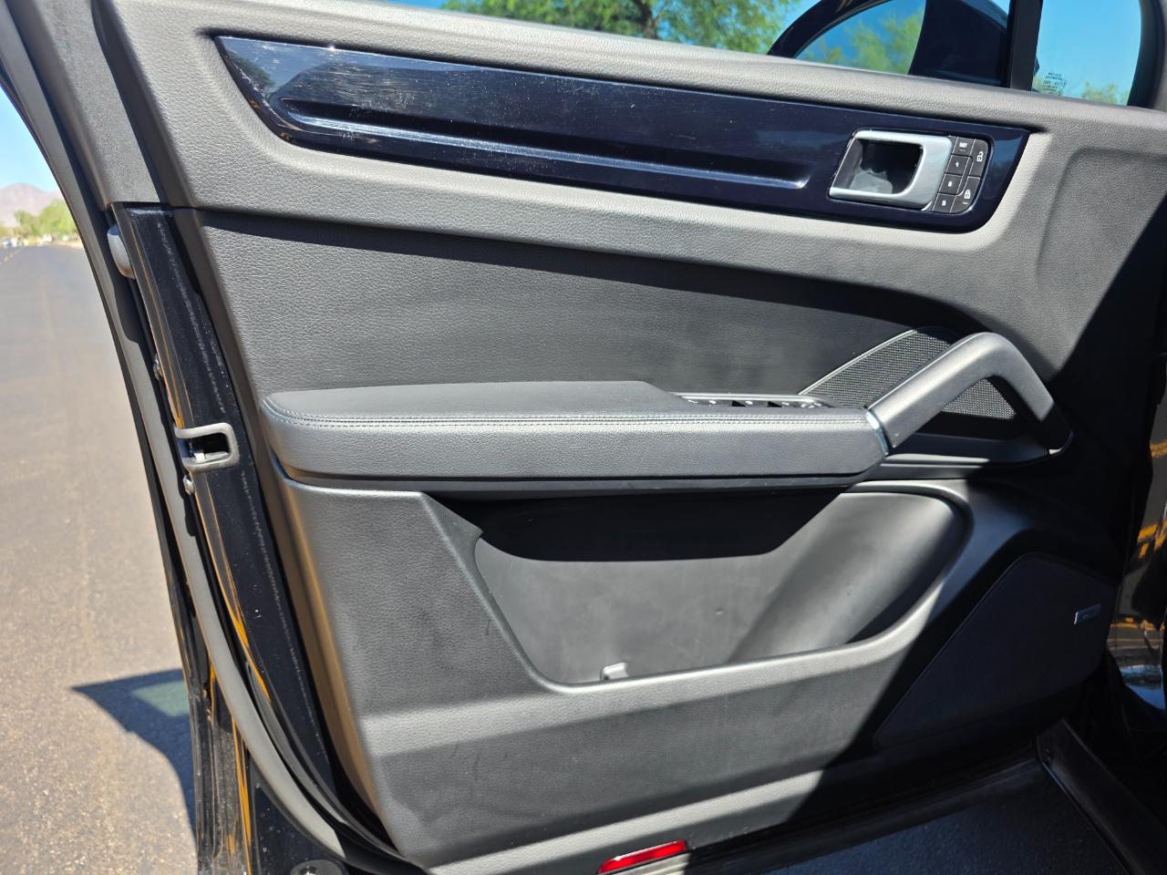 Porsche Cayenne Base 2022