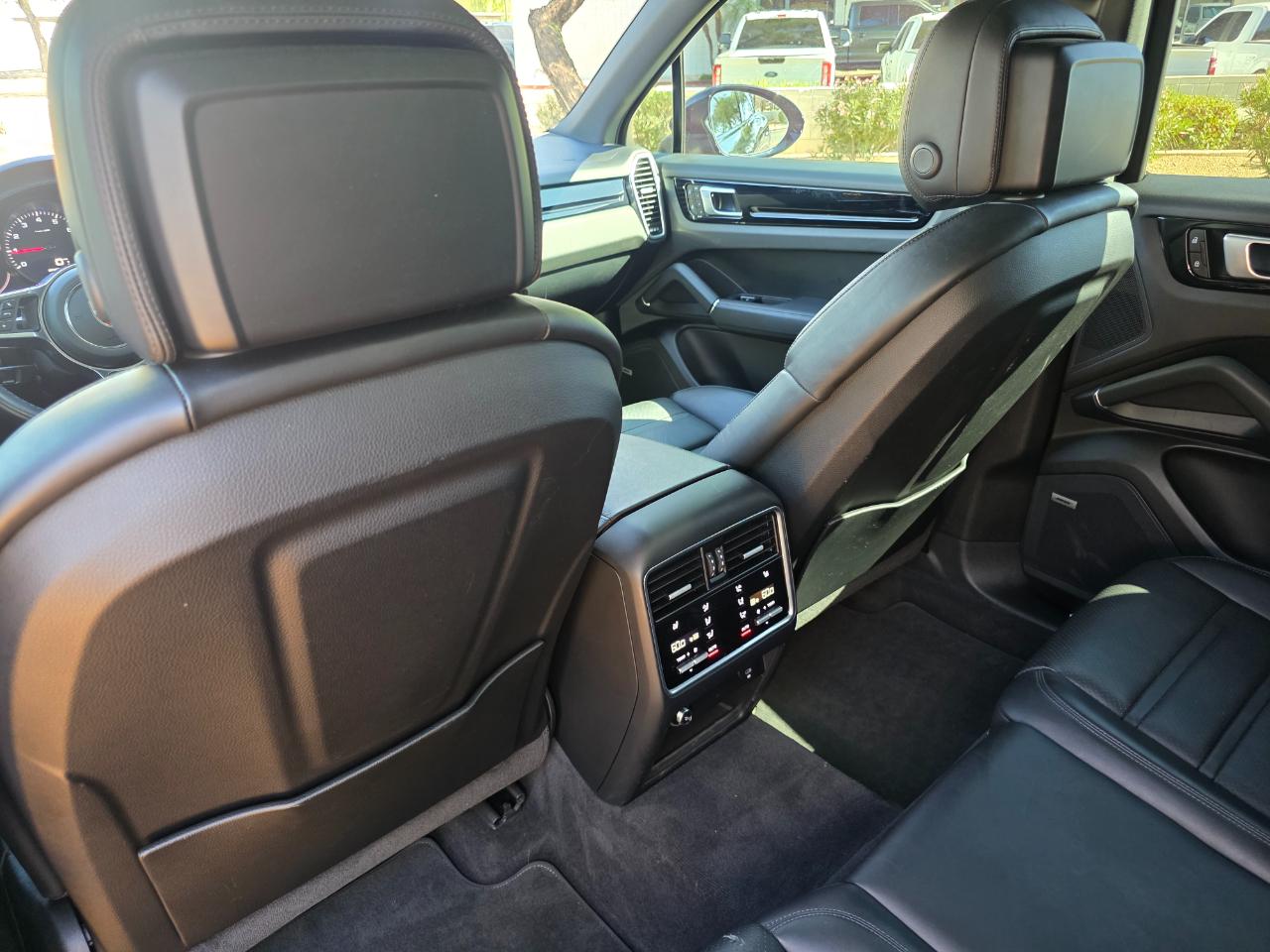 Porsche Cayenne Base 2022