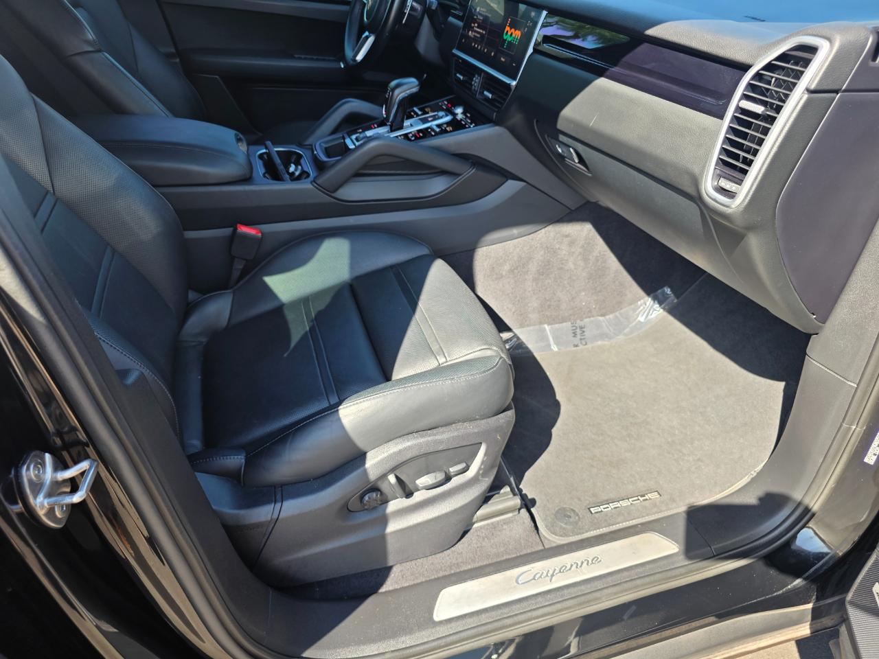 Porsche Cayenne Base 2022