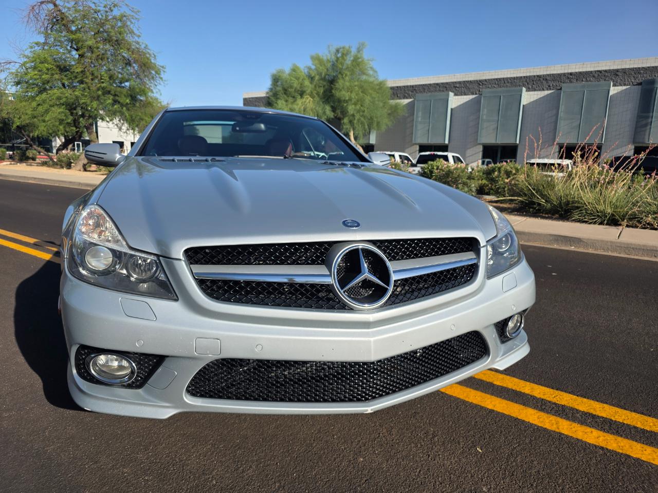 Mercedes-Benz SL-Class SL550 2011