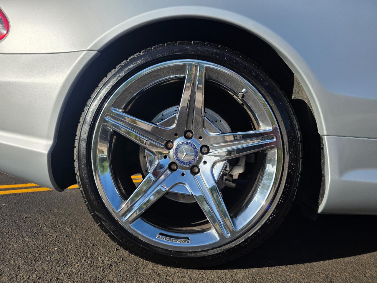 Mercedes-Benz SL-Class SL550 2011