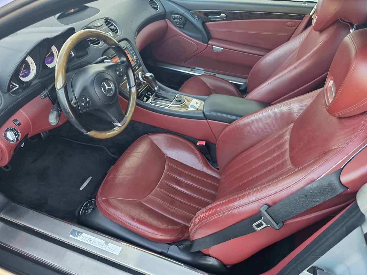 Mercedes-Benz SL-Class SL550 2011