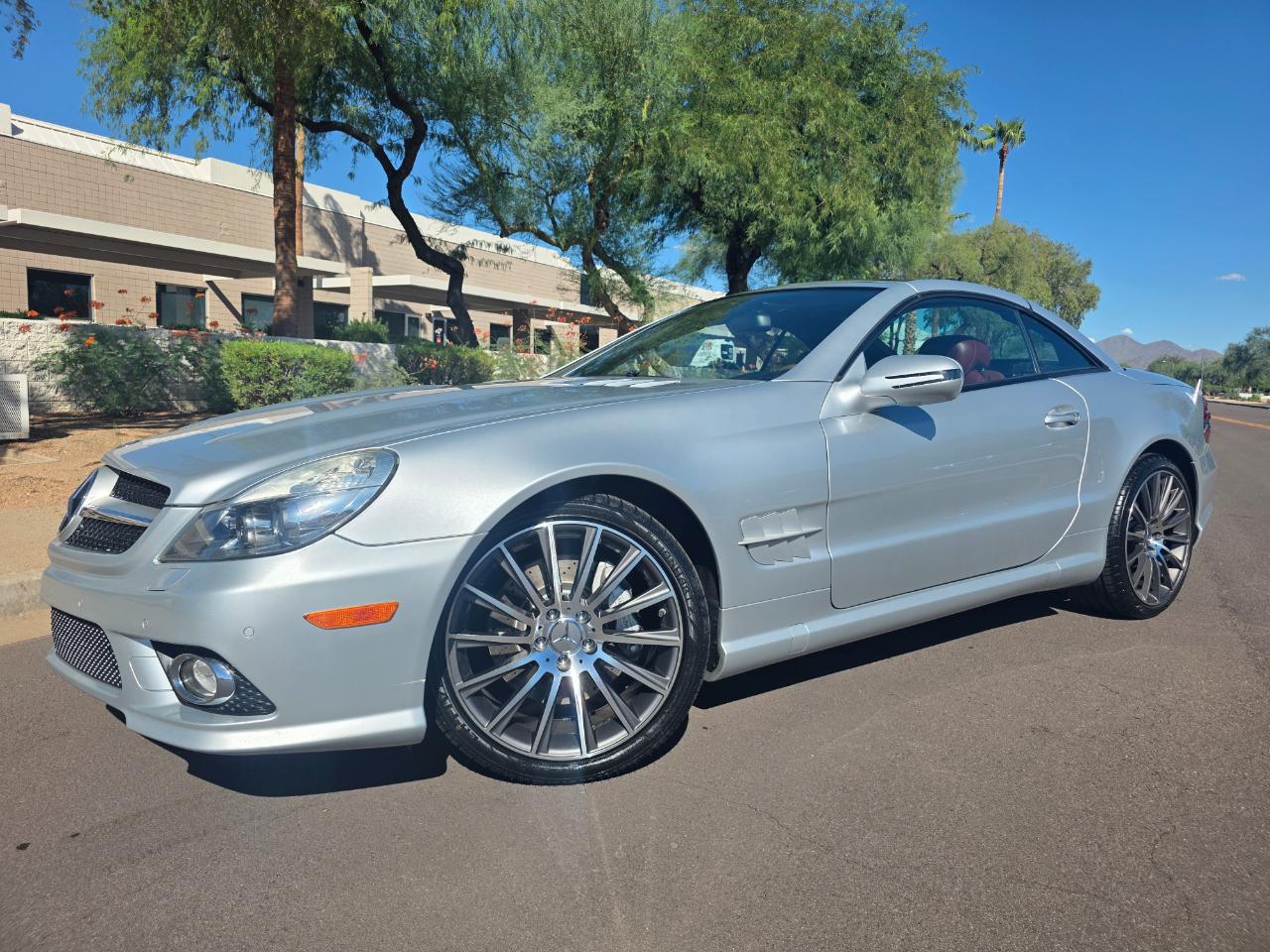 Mercedes-Benz SL-Class SL550 2011