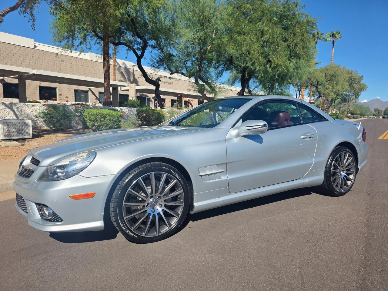 Mercedes-Benz SL-Class SL550 2011