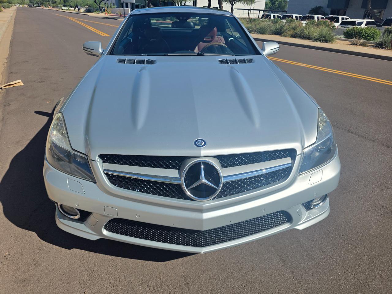 Mercedes-Benz SL-Class SL550 2011