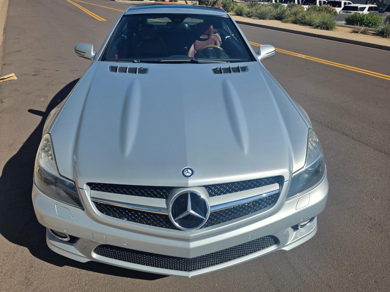 Mercedes-Benz SL-Class SL550 2011