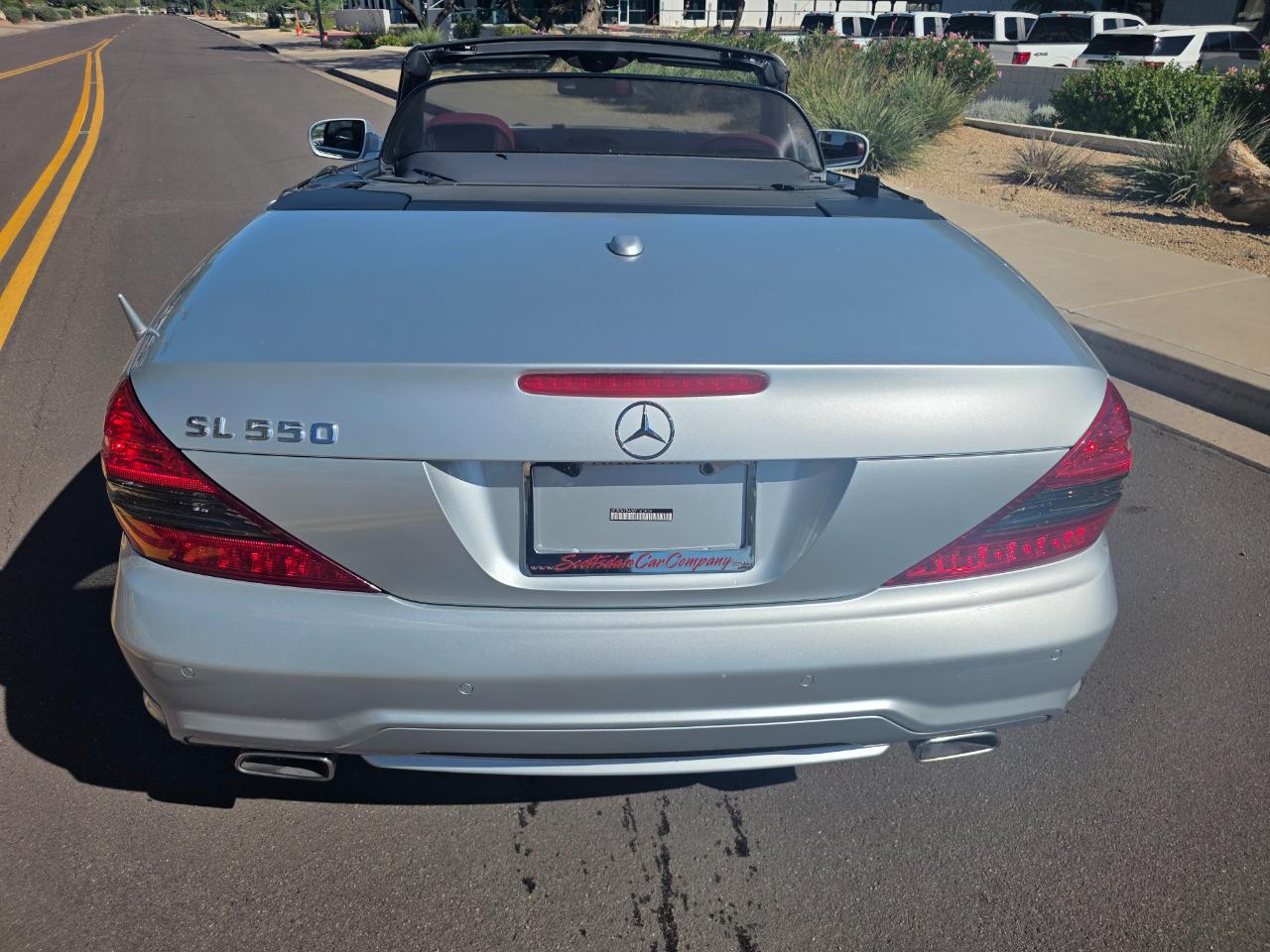 Mercedes-Benz SL-Class SL550 2011