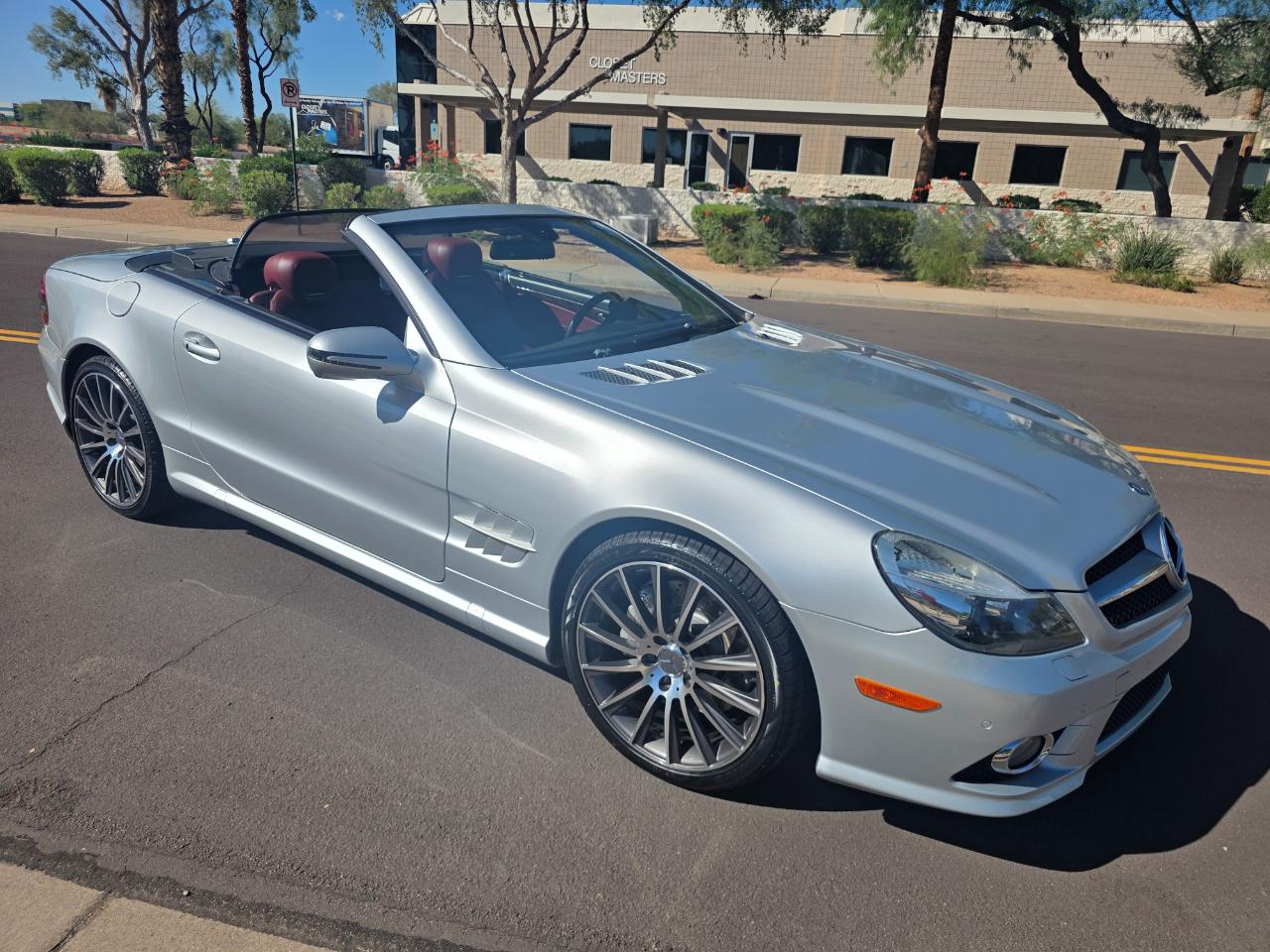 Mercedes-Benz SL-Class SL550 2011