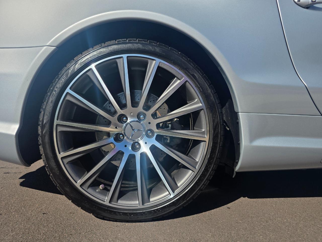 Mercedes-Benz SL-Class SL550 2011