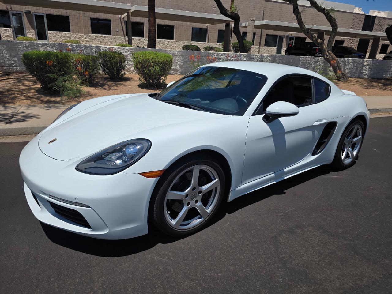Porsche 718 Cayman Coupe 2018