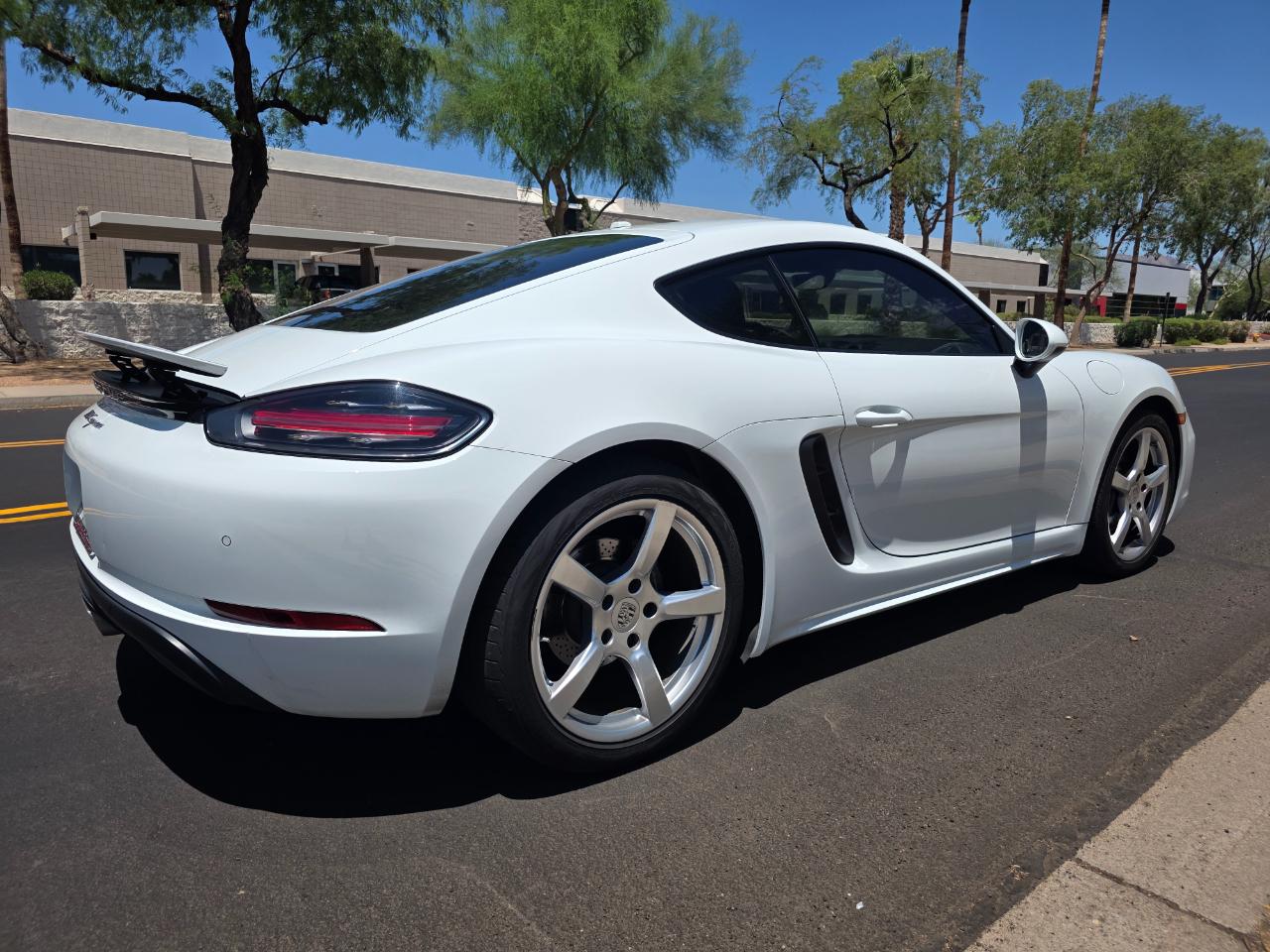 Porsche 718 Cayman Coupe 2018