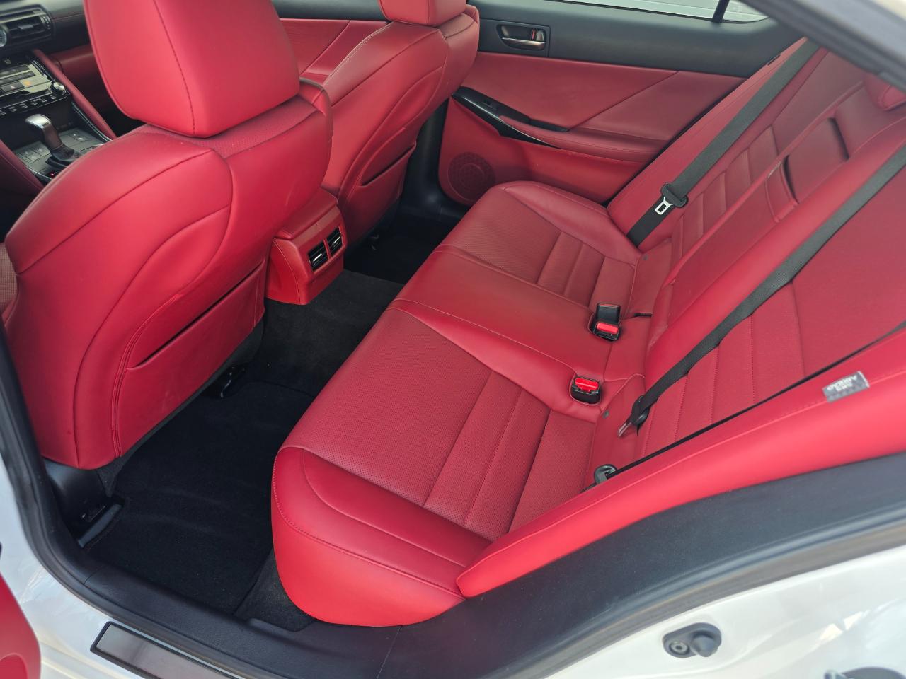 Lexus IS F SPORT 350 RWD 2023